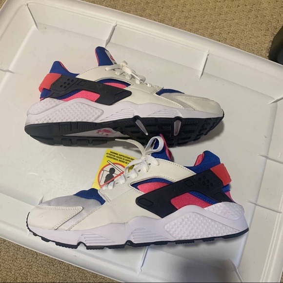 Nike | Shoes | Nike Air Huarache Qs 